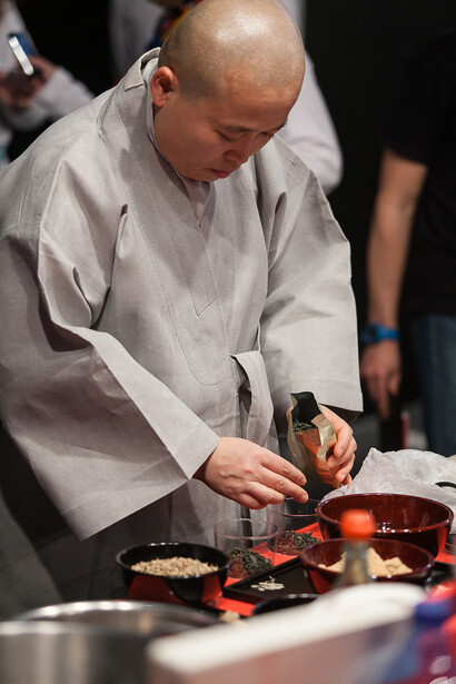 El esmero de la cocina coreana. Foto Roberto Castelli