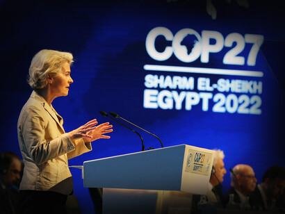 Ursula von der Leyen, actual presidenta de la Comisión Europea, en una ponencia en la COP27 celebrada en Sharm El-Sheikh, Egipto