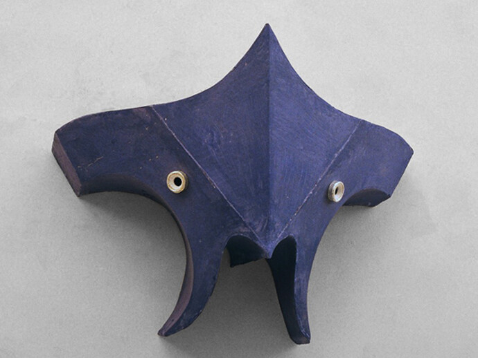 Rand Hardy, Blue thing, 2014, aquaresin and pigment, 45,72 x 55,88 x 25,4 cm