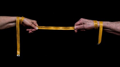 Il distanziamento sociale sembra essere l’unico modo per arrestare una pandemia