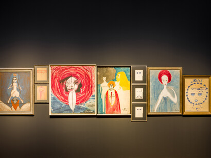 Semiha Berksoy, Singing in full colour, exhibiton view. Courtesy of Staatliche Museen