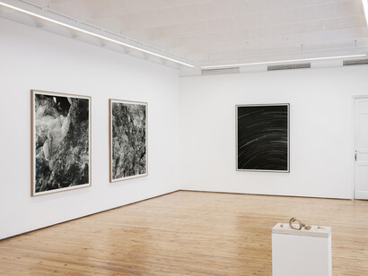 Hannah Collins, Soy fuego, vista de exhibición. Cortesía de la Galería Prats Nogueras Blanchard Barcelona/Madrid. Fotos por Roberto Ruiz