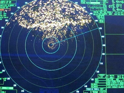 Visualizzazione radar dei banchi di ghiaccio a circa 100 miglia nautiche a ovest di Point Barrow, Alaska, US
