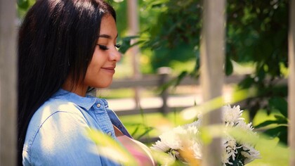 A restful smile is a sign that the soul is expressing love to the self 