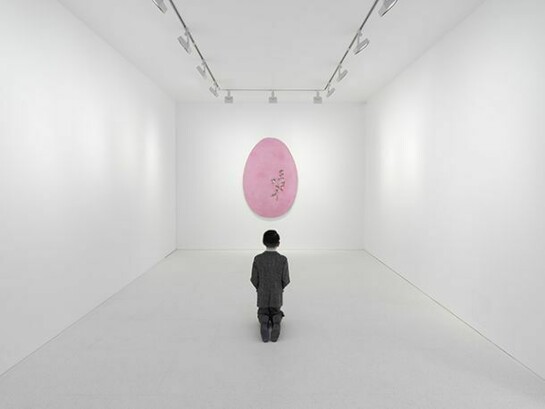 © Fondazione Lucio Fontana © Maurizio Cattelan. Photo Mike Bruce. Courtesy Gagosian Gallery