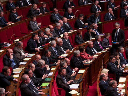 Diputados durante una sesión en la Asamblea Nacional, París, Francia