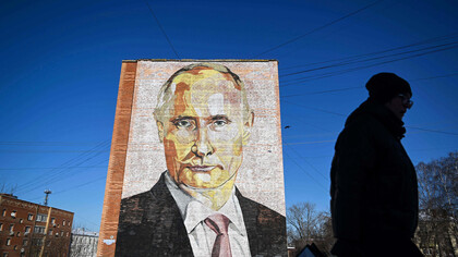 Mural en honor a Vladímir Putin en Moscú, Rusia