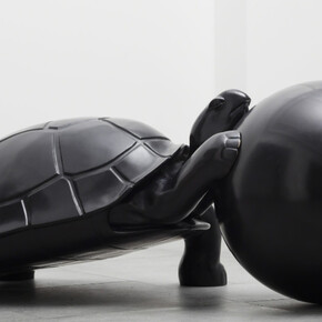  Courtesy of Jan Vercruysse Foundation and Vistamare / Vistamarestudio, Pescara / Milano. 
