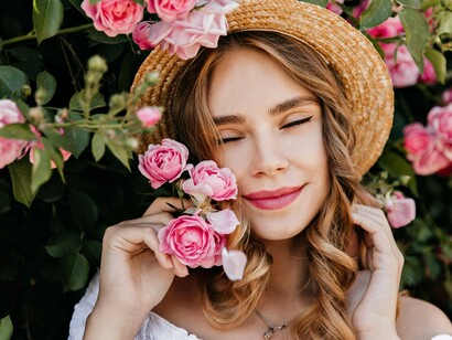  Eyes closed in still joy, she stands among roses—mirroring the Lover’s garden where intimacy blooms