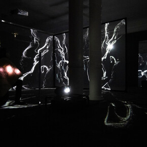 Entre réflexions et immersion, exhibition view. Courtesy of Cercle Cité 