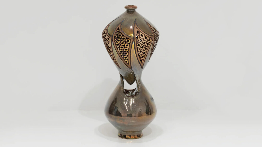 Ibrahim Said, Floating vase - Gold twist, 2026. Courtesy of Yossi Milo Gallery