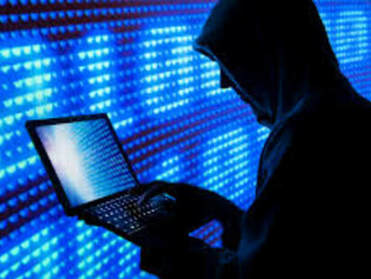 We just need to look for a moment our Facebook, WhatsApp, or News feed to face directly another attack of Social Engineering