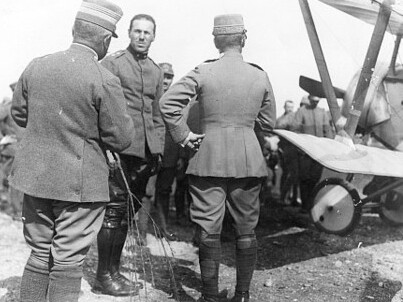 Francesco Baracca prima del decollo