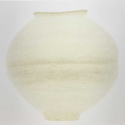 The sun does not set. Courtesy of Kate Oh Gallery