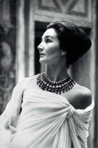 Jacqueline de Ribes in Christian Dior, 1959
Courtesy of The Metropolitan Museum of Art, Photograph by Roloff Beny,
Roloff Beny Estate