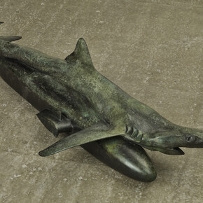 Installation View of Bond and Wormhole i, ii, iii, 2015. Patinated bronze (Bond), Archival pigment print (Wormhole). 42.5 x 183 x 71 cm (Bond), 57 x 71.8 x 3.5 cm (Wormhole, framed). Courtesy the artist and Frith Street Gallery, London. Photography by Steve White.