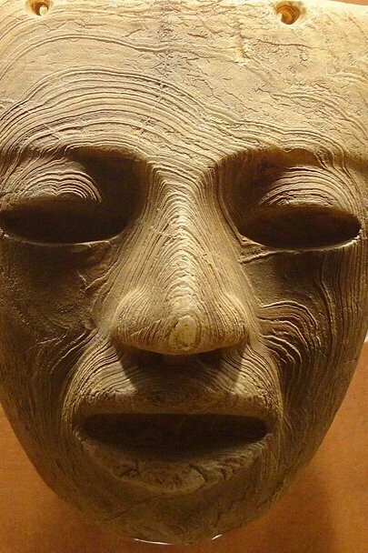Máscara prehispánica exhibida en el Museo Nacional de Antropología de México, Ciudad de México