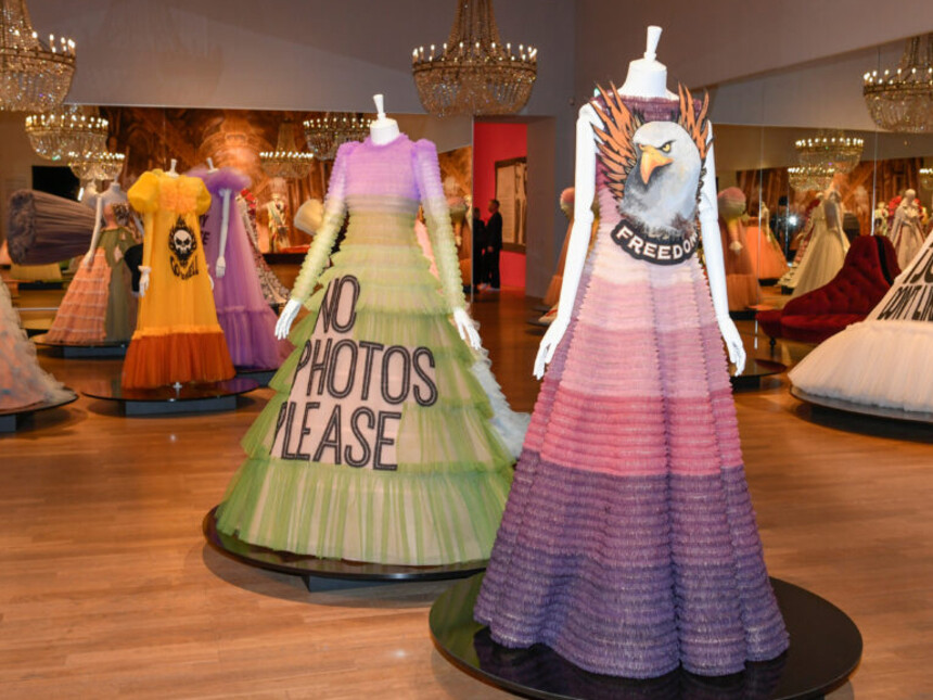 Viktor and Rolf. Fashion statements | Meer