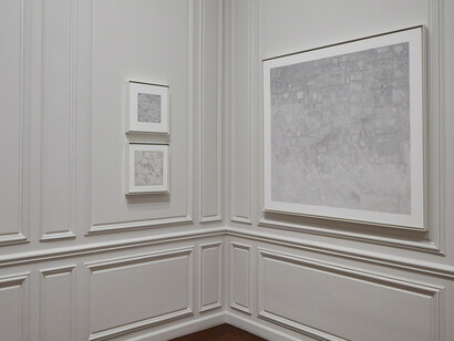 Jacob El Hanani Linescape, Exhibition view. Courtesy of Acquavella Galleries