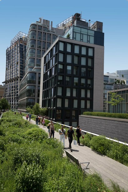 High Line, New York, Stati Uniti d'America. Un esempio straordinario di come anche gli spazi dimenticati possono essere rigenerati per il bene di tutti i cittadini