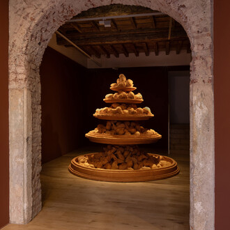 Levi van Veluw, Erosion of memory, veduta della mostra. Cortesia della Galleria Secci 