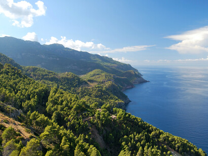 Vista aérea de un paisaje mediterráneo