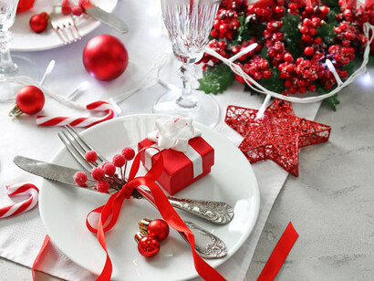 Benedici tutti in silenzio