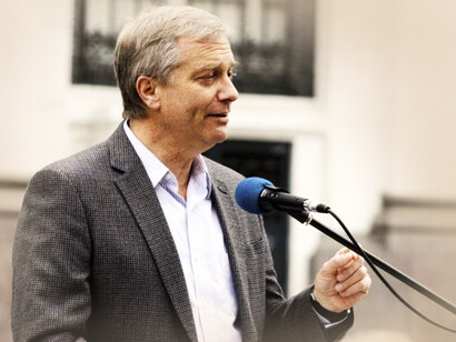 José Antonio Kast es un abogado y político chileno de ascendencia alemana, ​ líder del Partido Republicano