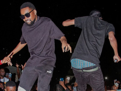 Rapper Sleam Nigger em show ao vivo
