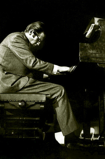 Bill Evans © 1969 Veryl Oakland