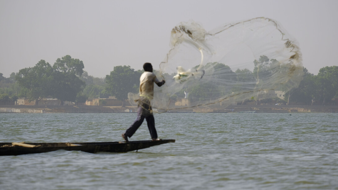 Mali. Navigazione sul fiume Niger