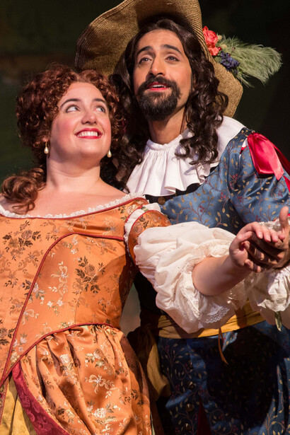 Chelsea Morris e Karim Sulayman ne 'Gli equivoci nel sembiante', di Alessandro Scarlatti. Foto di Elliot Mandel