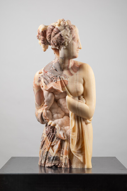 Massimiliano Pelletti, Viscere. Courtesy of Bowman Sculpture Gallery