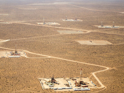 Yacimiento petrolífero Vaca Muerta, con una extensión de 30.000 kilómetros cuadrados, ubicado en la provincia de Neuquén, Argentina