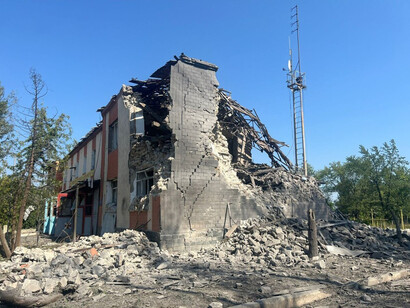 Estación de bomberos en Toretsk (región de Donetsk, Ucrania) después del bombardeo ruso, julio de 2024