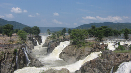 Hogenakkal Waterfalls