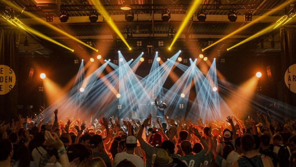 En su programación musical, el Festival Portamérica, encontramos una amplia selección de artistas de primer nivel de España, Europa y Latinoamérica