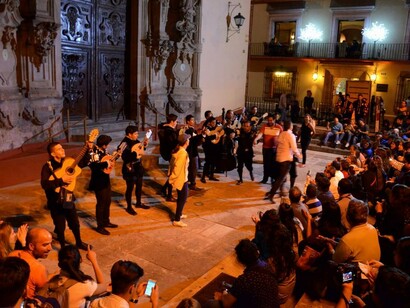 Estudiantina nocturna