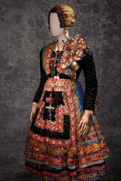 Traje de Lagartera (Toledo), Museo del Traje, Madrid, España