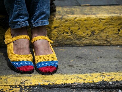 Zapatillas con la bandera de Venezuela