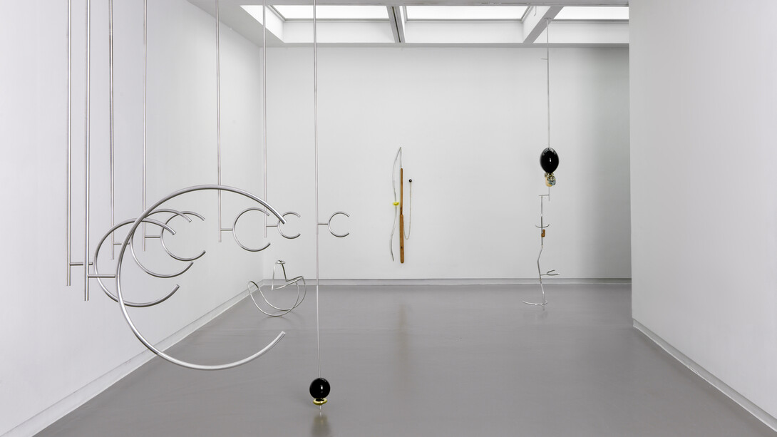 Sarah Pichlkostner, Moss finger liquid soil dripping seeds prodding eye, exhibition view. Courtesy of Annet Gelink Gallery