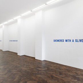 Lawrence Weiner, In relation to probable use, exhibition view. Courtesy of Galerie Hubert Winter