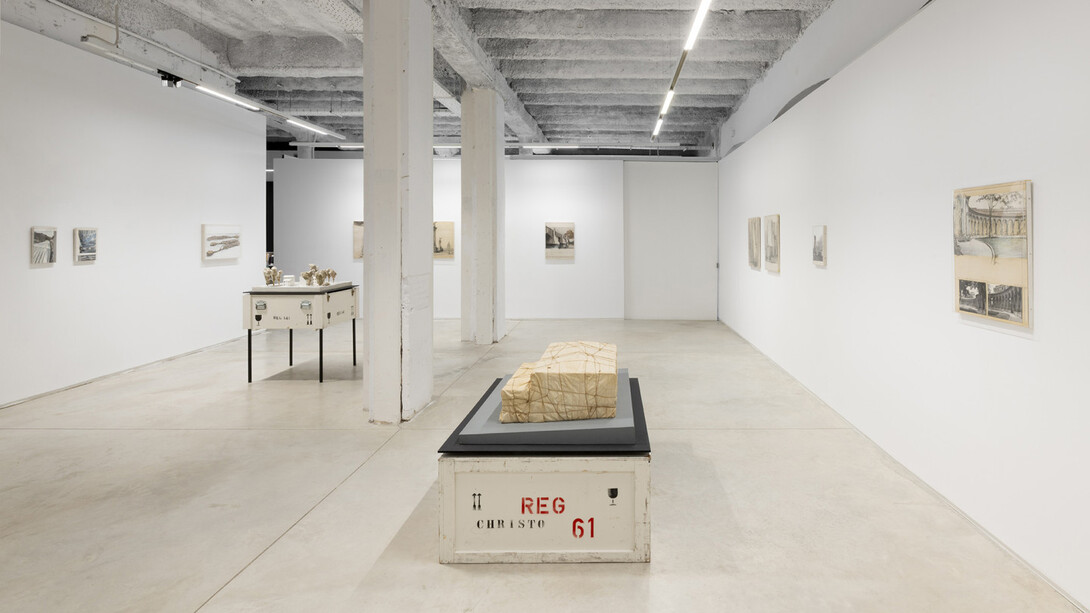 Christo & Jeanne-Claude, The architecture of the unbuilt, exhibition view. Courtesy of Prats Nogueras Blanchard