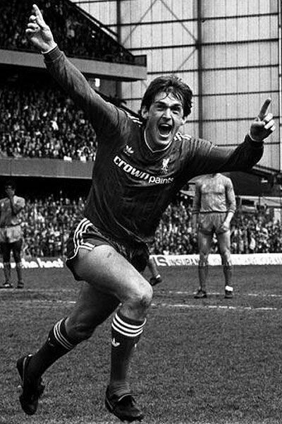 Kenny Dalglish celebrates the goal that helped clinch the title at Stamford Bridge, PA