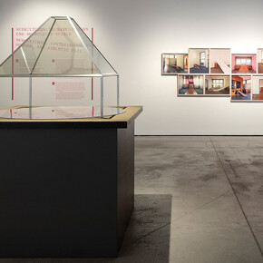 Various artists, Breaking free, exhibition view. Courtesy of Museum der Moderne