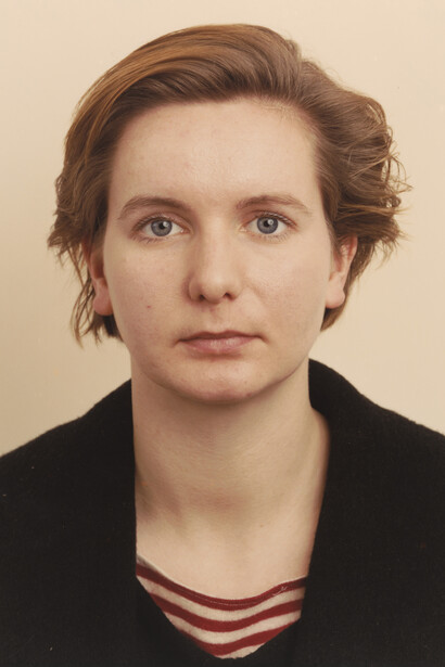 Thomas Ruff, Untitled Portrait, 1981-1986, Courtesy The Walther Collection and David Zwirner Gallery