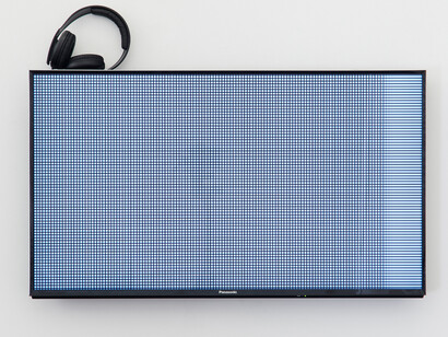 Sculpture Only. Courtesy of Häusler Contemporary