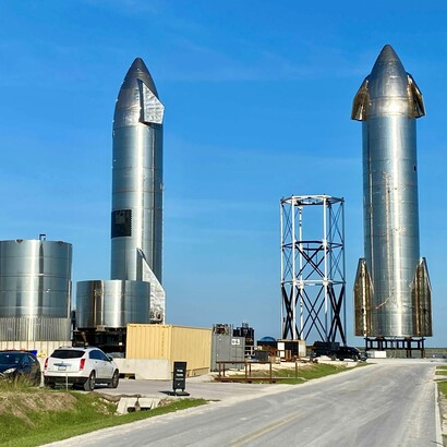 Ma la massa, il propellente e l’energia necessaria rendono ancora estremamente fragile lo scenario di una missione umana