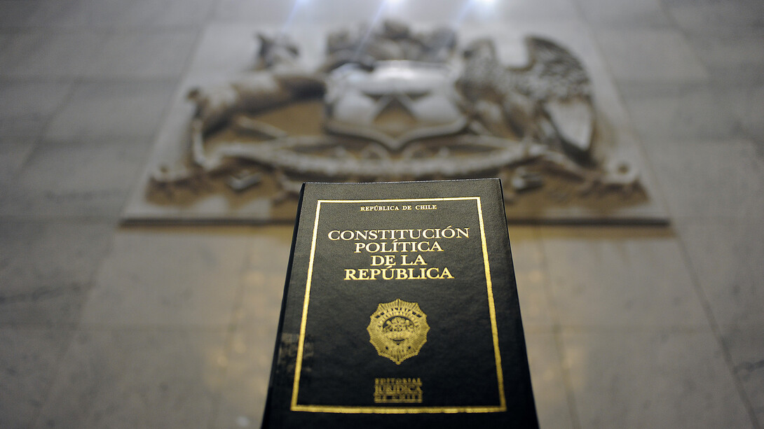 El tema de una nueva Constitución abre esperanzas y también posibles frustraciones