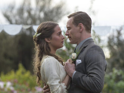 Michael Fassbender e Alicia Vikander in "The light between oceans"